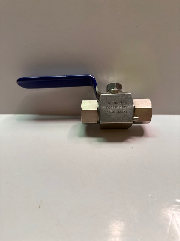 SUPERLOK SBVH3601-F-4N Ball Valve SS316 6000PSIG @ 21°C