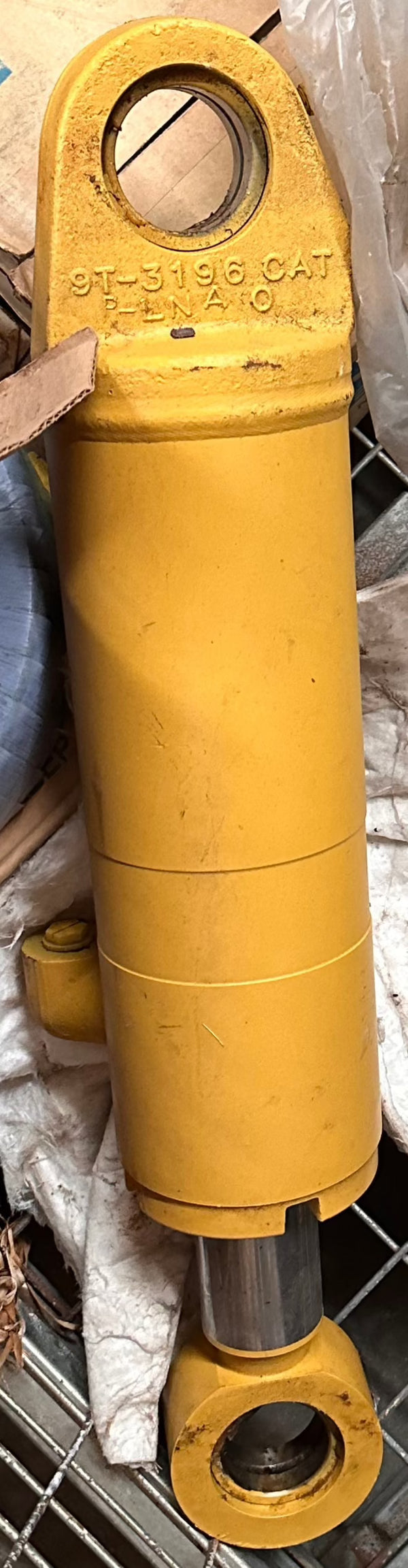 Caterpillar CAT 9T-3196 Hydraulic Cylinder