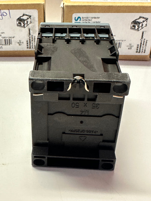 SIEMENS 3RT2016-1AP01 Power Contactor