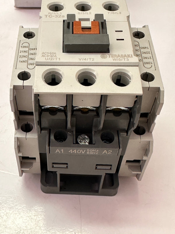 TERASAKI TC-32a AC 440V 3P Contactor 814648