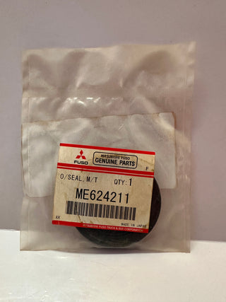 Mitsubishi ME624211 Oil Seal M/T