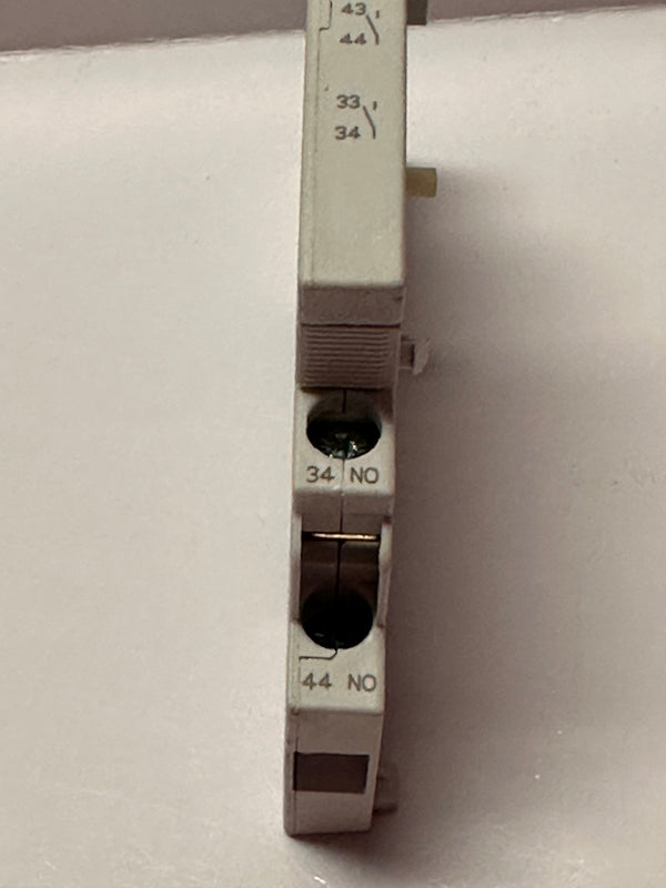 SIEMENS 3RV1901-1B AUX Switch