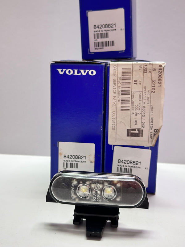 Volvo 84208821 Genuine Side Marker Lamp for External Use