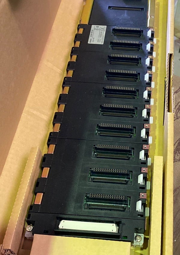 OMRON CS1W-BC103 CPU Back Plane