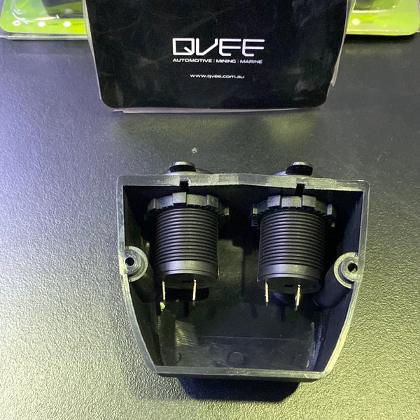 QVEE QVPSSM2AA Twin Surface Mount Accessory Socket