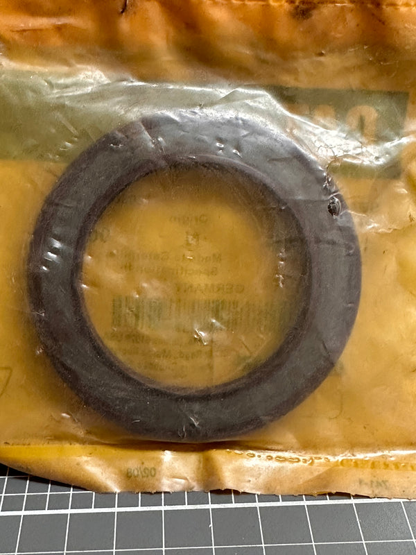 CAT 123-5748: LIP SEAL